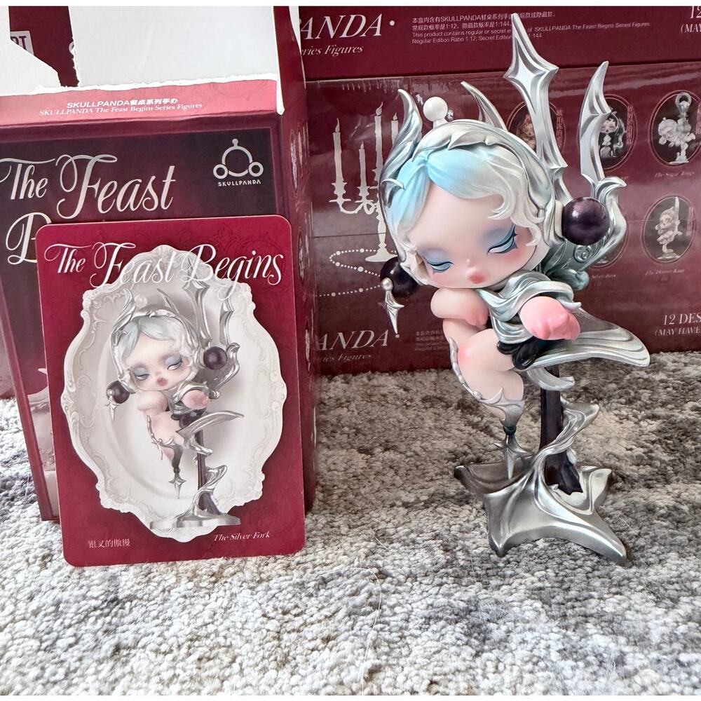 POP MART SKULLPANDA The Feast Begins Series – The Silver Fork